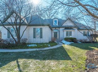 7841 Oak Leaf Ct, Maumee, OH