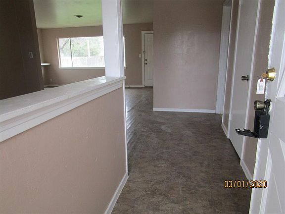 3rd image of 3349 Sayles Blvd