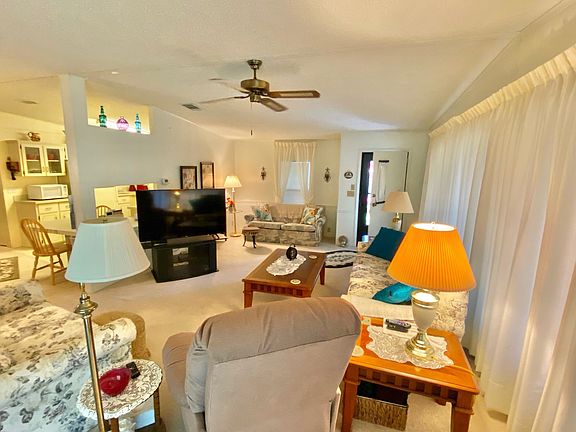 2nd image of 3127 Natchez Ln