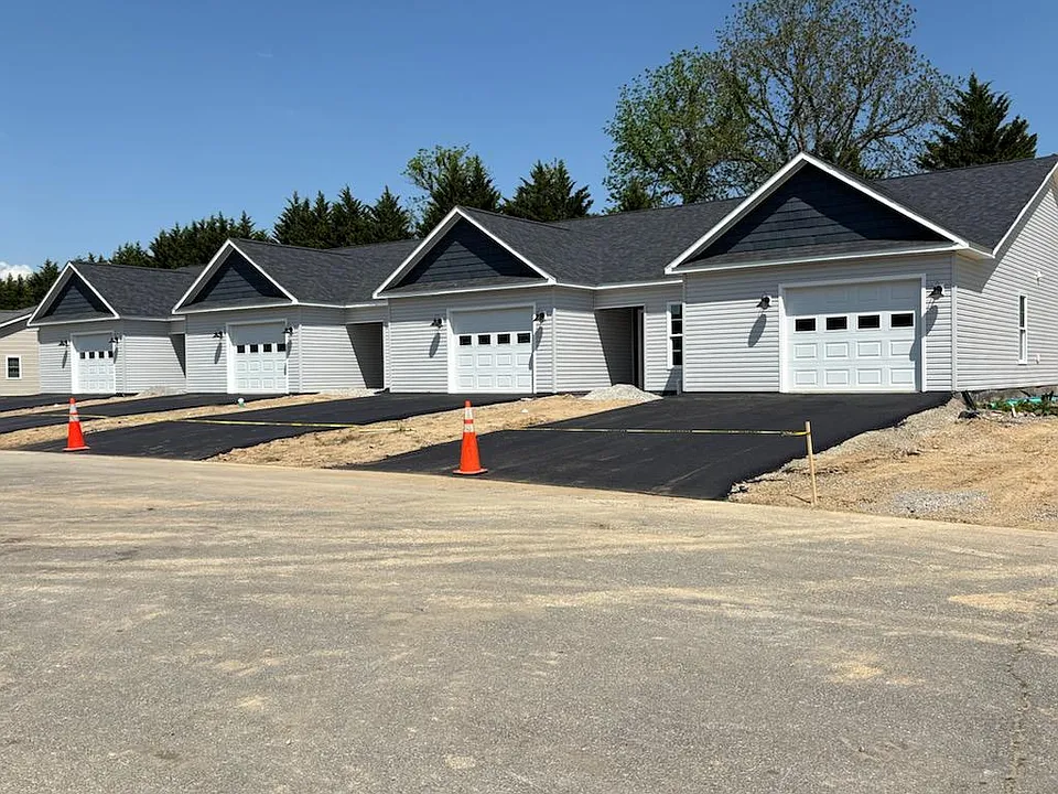175 Fairfield Ln