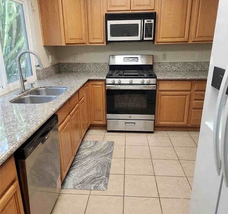 2nd image of 448 Acaso Dr