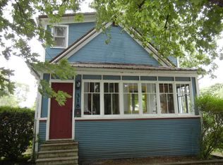 318 N Sherman St, Crown Point, IN 46307