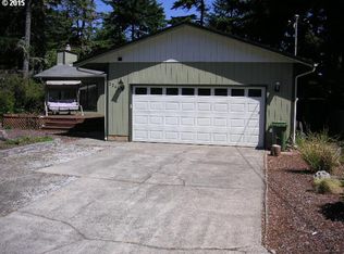 2243 11th St, Florence, OR 97439