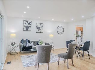 249 Camelot Ct #3, Waterloo, ON N2K3G5