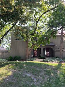 186 Shoreline Rd, Lake Barrington, IL, 60010