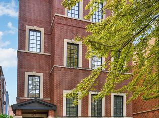 927 W George St APT 4, Chicago, IL 60657