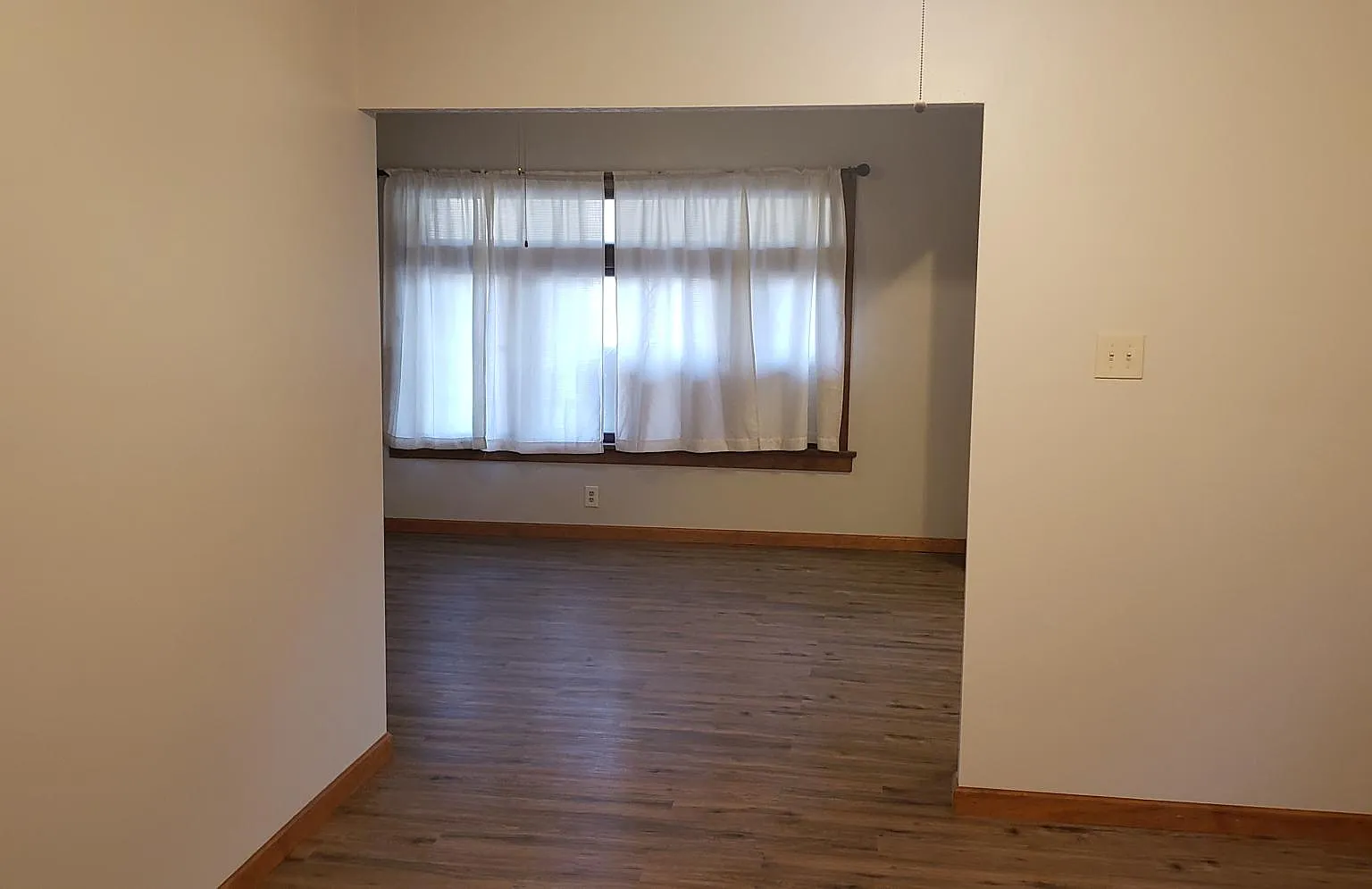 1 bed, 836 sqft, $1,095 — Photo 2