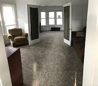 210 N Summit St #2 — Photo 4