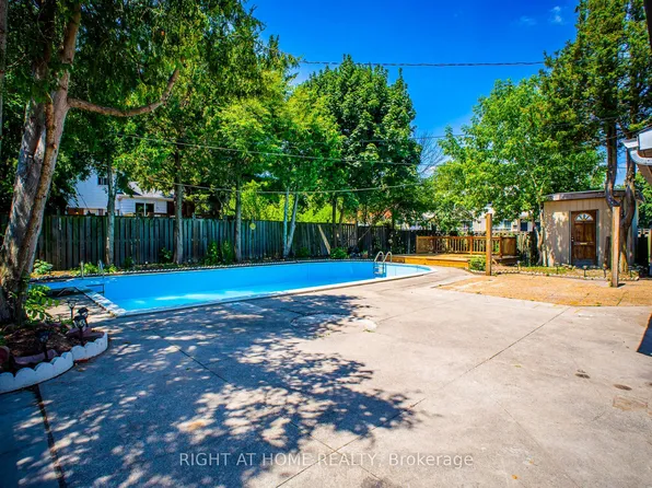 77 Elford Cres, Hamilton, ON L8K 5K8