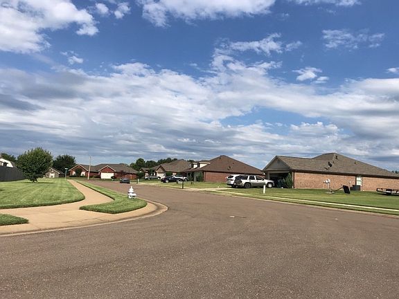 4th image of 7771 Walnut Glenn Dr