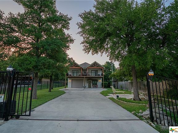 2nd image of 729 Irene Dr