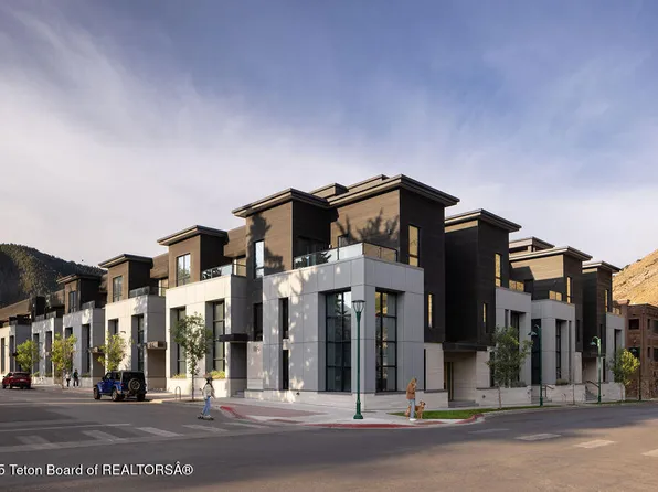 165 N Glenwood St #31, Jackson, WY 83001