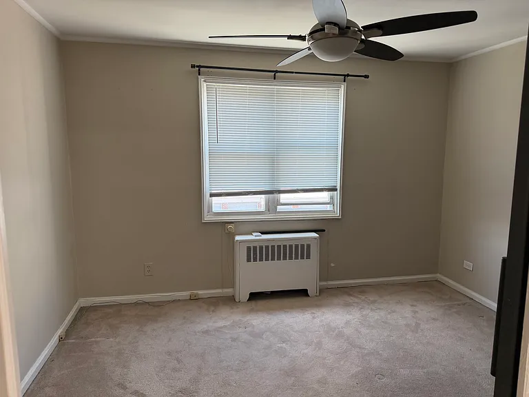 119B Hastings Ave #119B — Photo 2