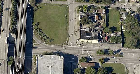 3rd image of 4129 NW 22nd Ct