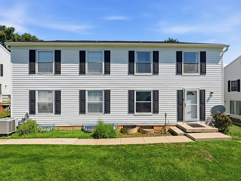 13 Fox Run Ct #C — Photo 12