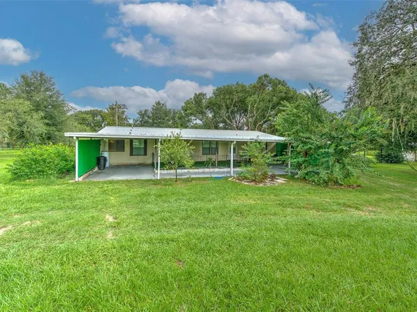 8014 Hobart Dr, Zephyrhills, FL 33540