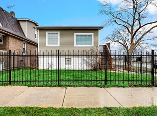 9629 S Racine Ave, Chicago, IL 60643