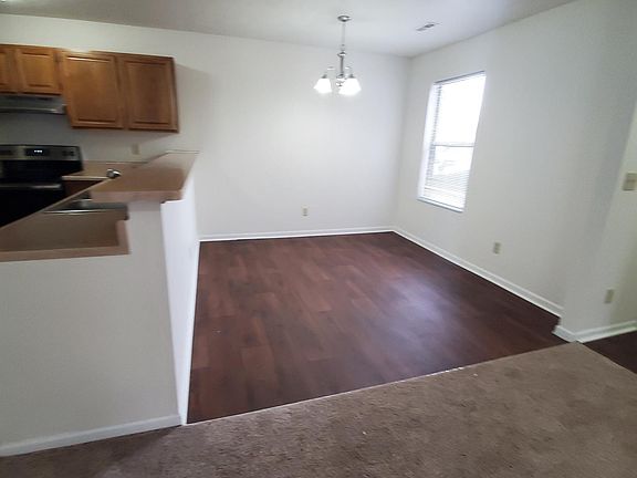 5th image of 6131 Burgundy Ln