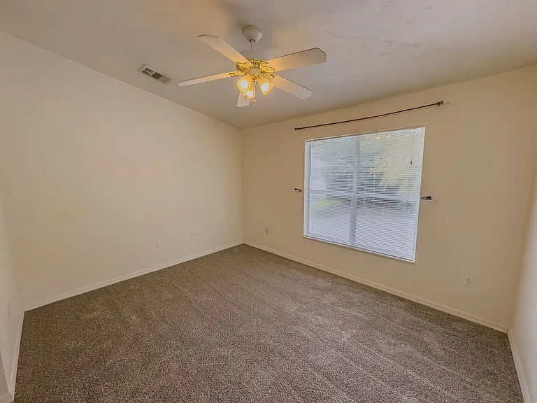 4415 SW 34th St #508 — Photo 11