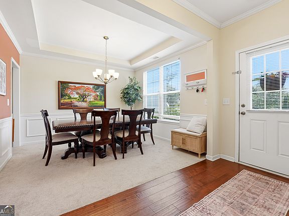 2nd image of 7048 Roselake Cir