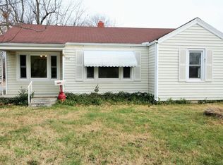 2242 N Delaware Ave, Springfield, MO 65803