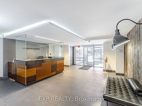 3rd image of 955 Queen St W #513