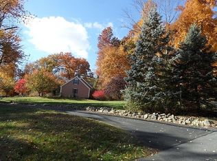 4 Thads Hill Rd, Bethlehem Twp, NJ 08827