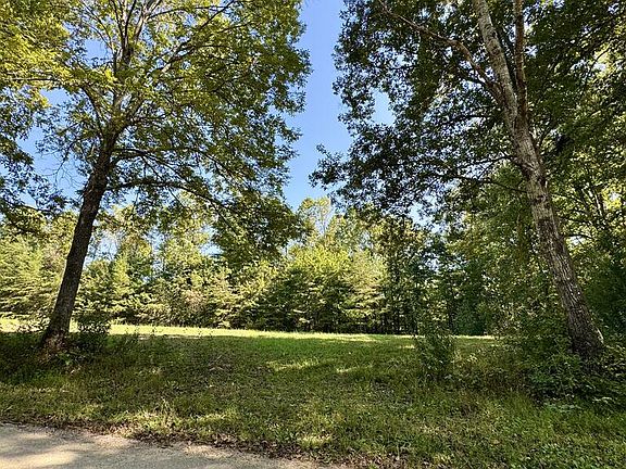 2nd image of 187 High Point Rd