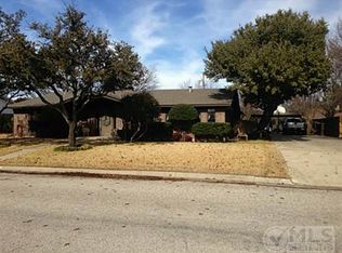 2013 Redbud Rd, Gainesville, TX 76240