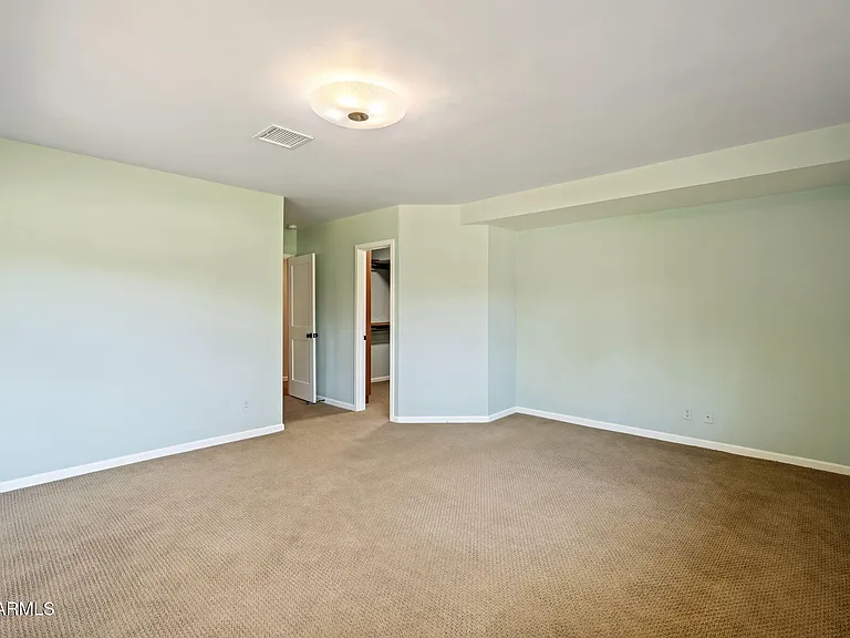 2054 E Rancho Dr — Photo 36