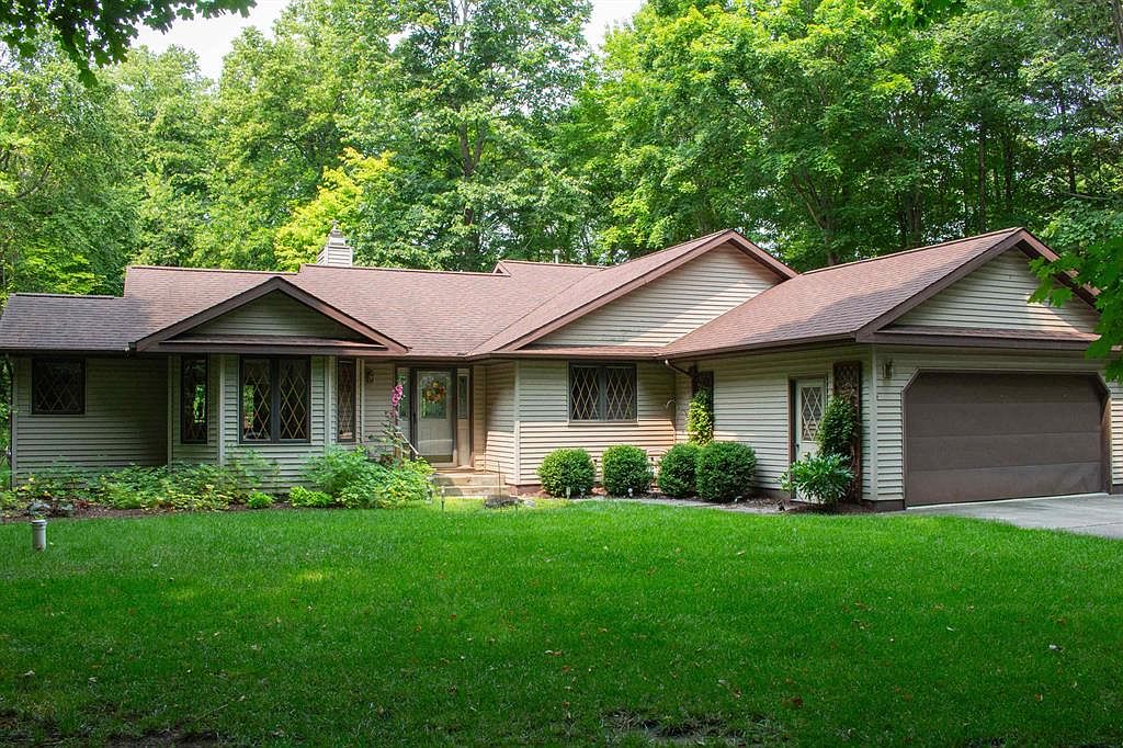 4618 Blue Cedar Dr, Mount Pleasant, MI 48858 MLS 79080009563 Zillow