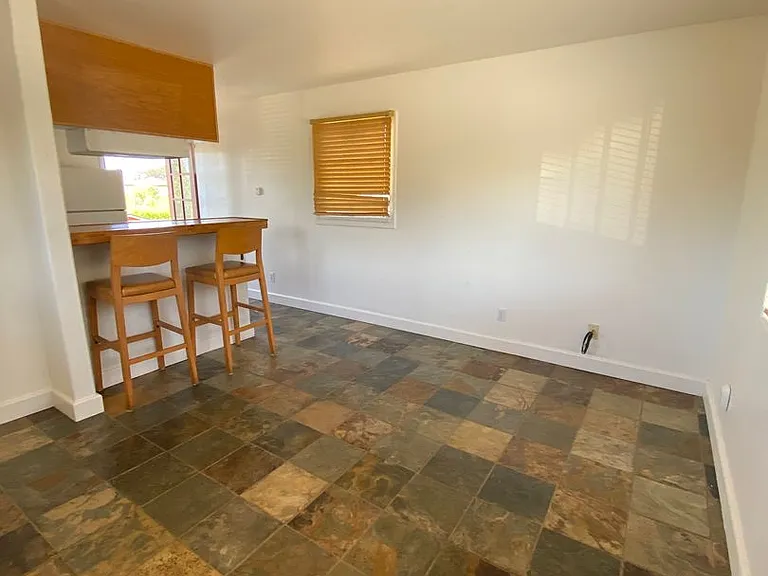 338 Henrietta Ave — Photo 6