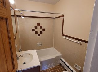 (Undisclosed Address), Philadelphia, PA 19120