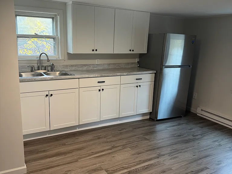 19-21 Penrose Ave #4 — Photo 4