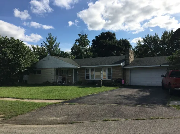122 Paras Hill Dr, Hartford, MI 49057