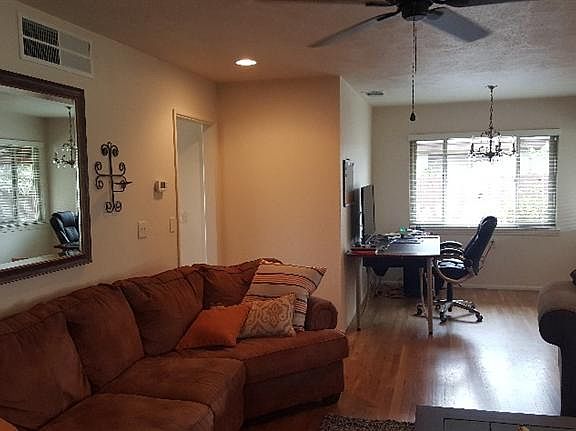 3rd image of 4460 E Clinton Ave
