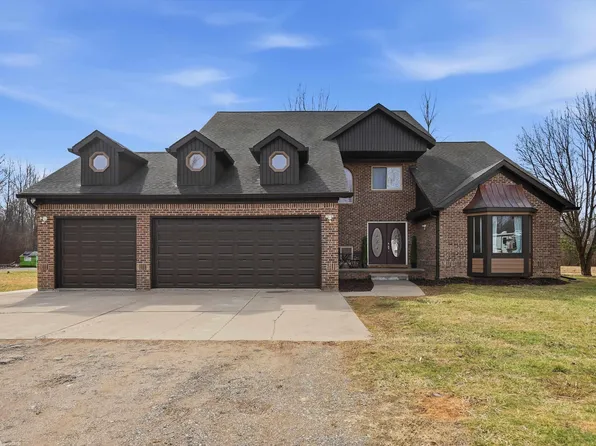 8863 Marine City Hwy, Fair Haven, MI 48023