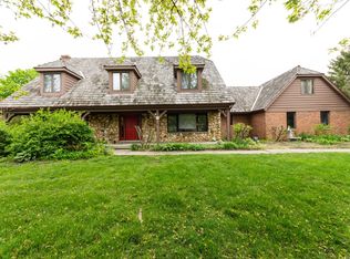 5 Seneca Ave W, Hawthorn Woods, IL