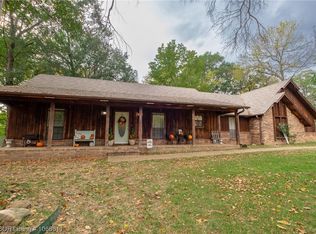 407 Lincoln Dr, Charleston, AR 72933