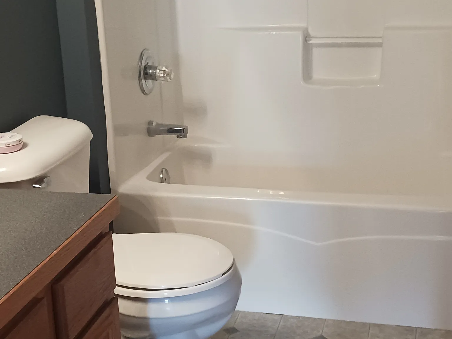2 bed, 1176 sqft, $1,450 — Photo 4