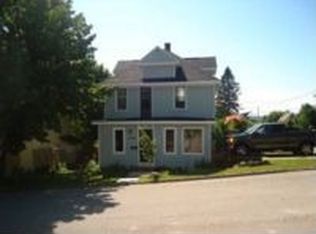 1044 2nd St, Hancock, MI 49930