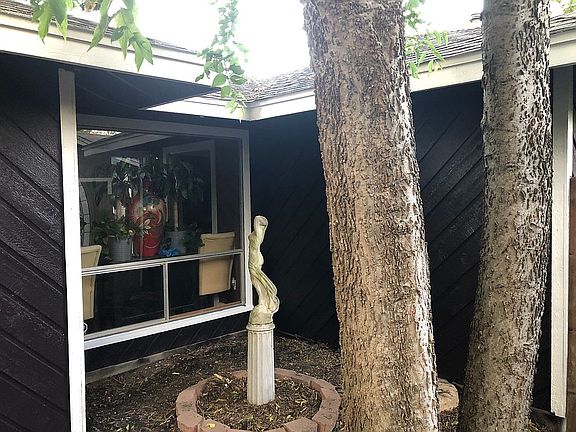 4th image of 9410 Dallum Dr
