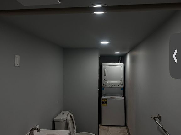 5th image of 1734 Master St