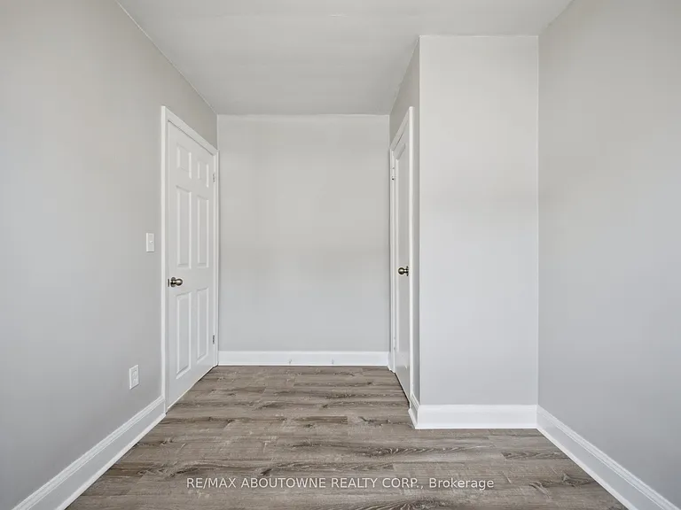 1037 Churchill Ave #1 — Photo 21