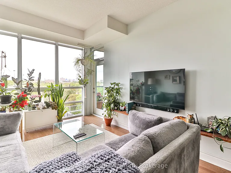 1900 Lake Shore Blvd W #608 — Photo 6