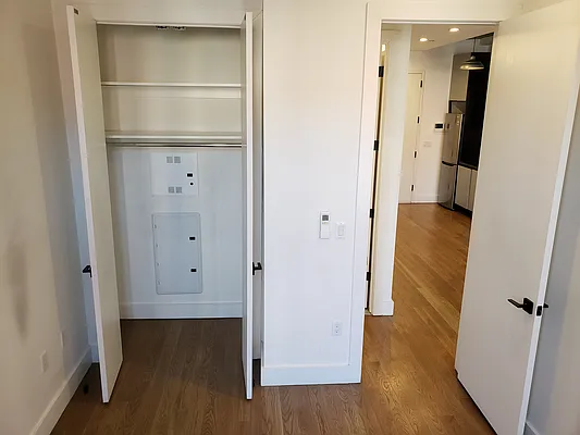 Rented by Signature Property Realty | media 10