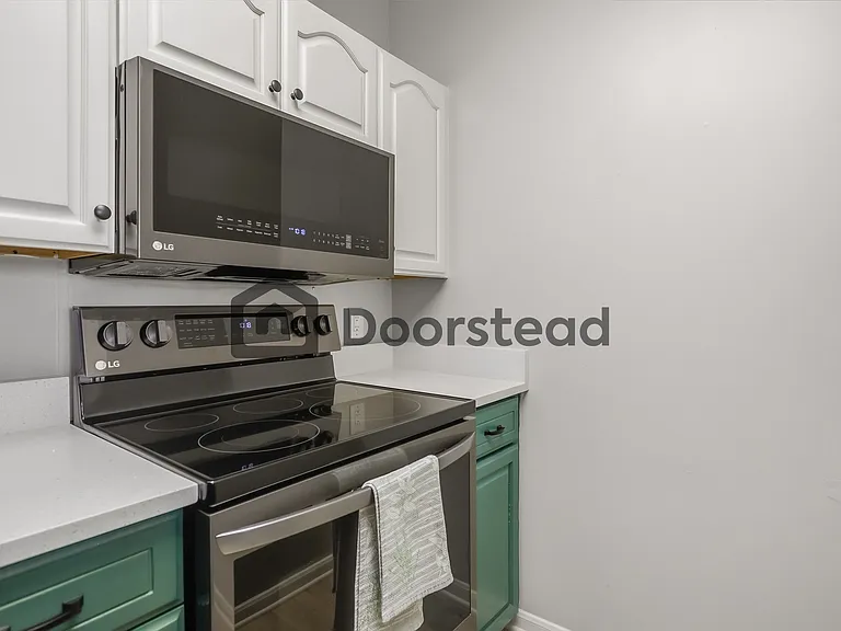 1 Towers Park Ln #1606 — Photo 9