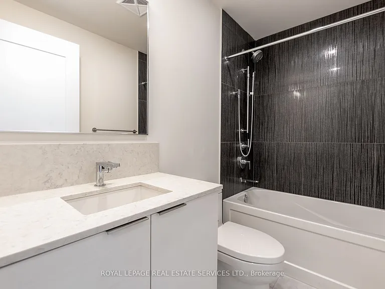 28 Freeland St #1307 — Photo 28