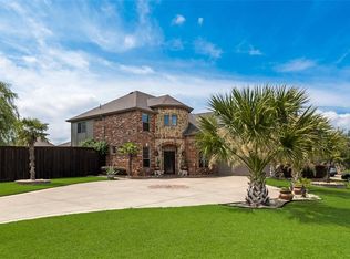 202 Fox Hollow Blvd, Forney, TX 75126