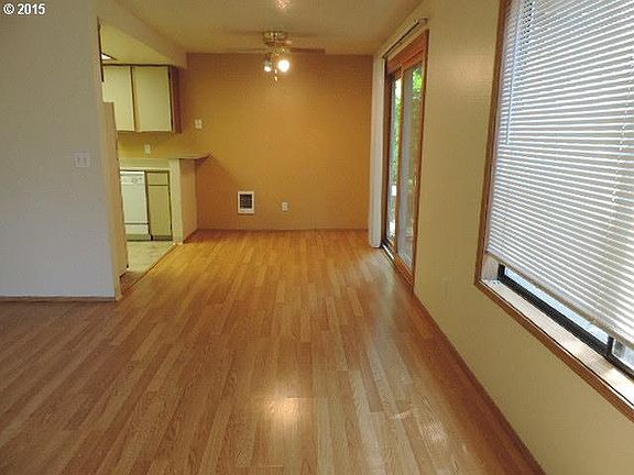 5th image of 7302 NE 16th Ave APT 4